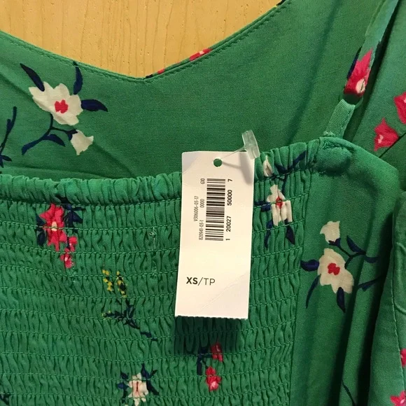 Old Navy Green Floral Fit & Flare Spaghetti Strap Dress - Picture 2 of 3